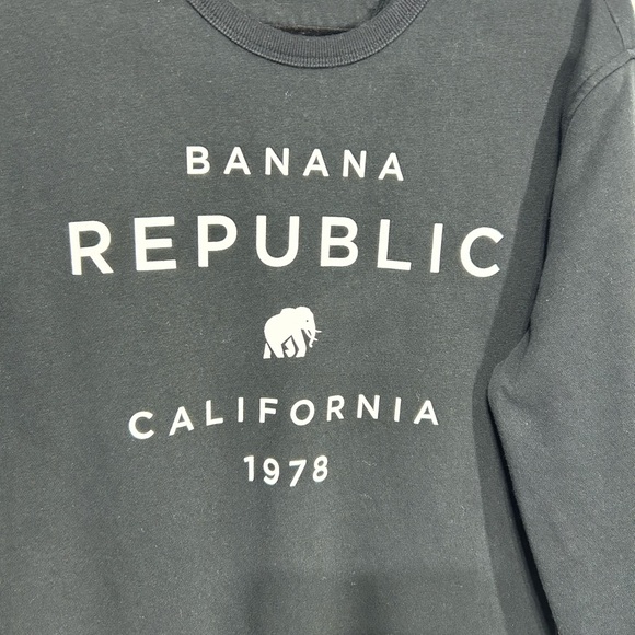 Banana Republic Black Crewneck Men's Sweater - Picture 2 of 11